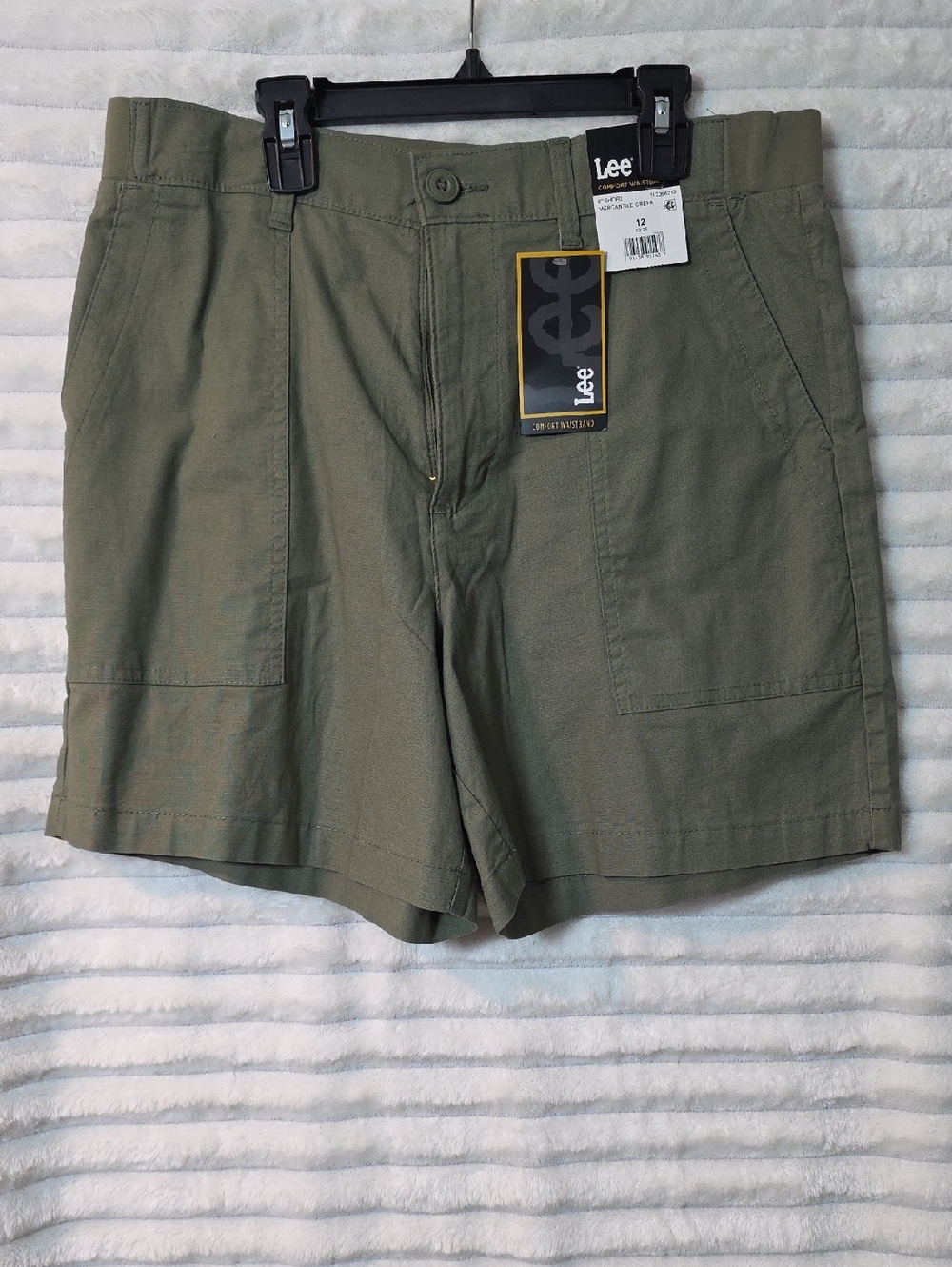 0234 Lee Olive ‎ Shorts